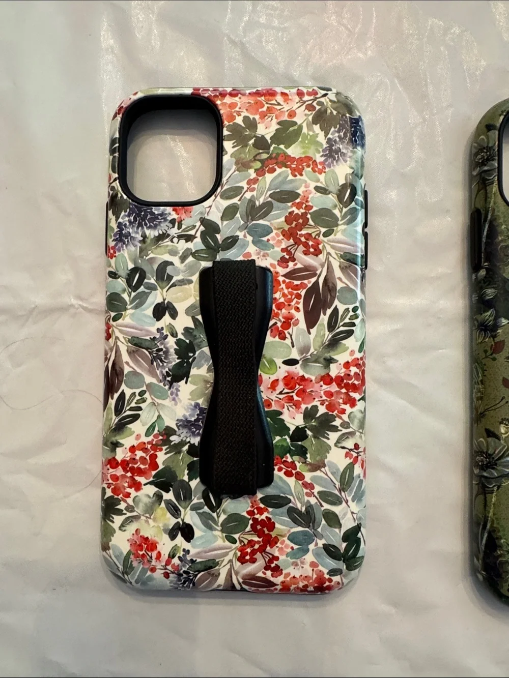 Stringberry and Loopy attractive phone